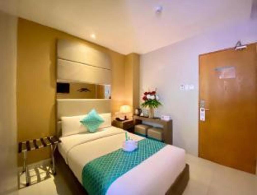 Hotel Estrella Tacloban Extérieur photo