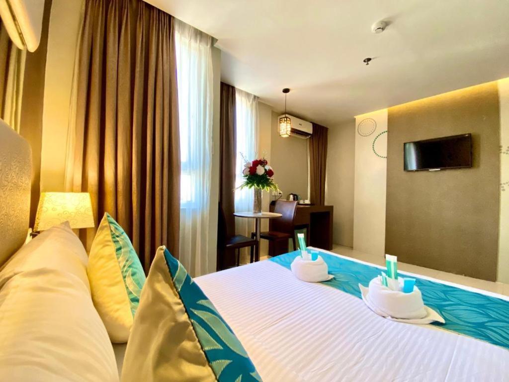 Hotel Estrella Tacloban Extérieur photo