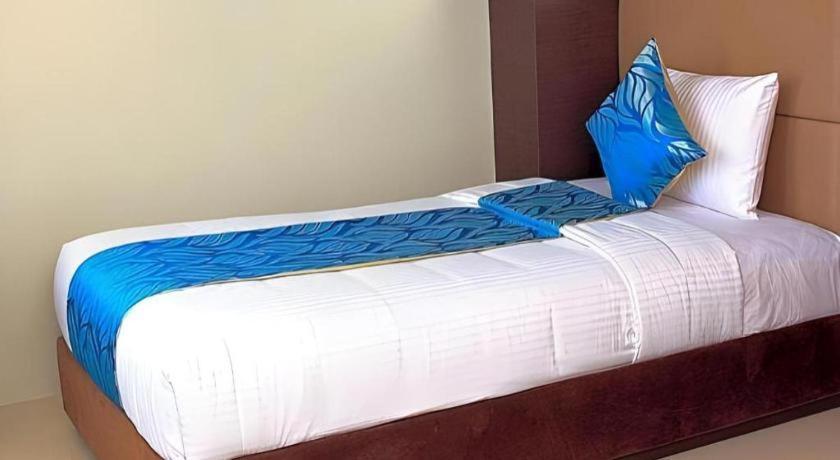 Hotel Estrella Tacloban Extérieur photo