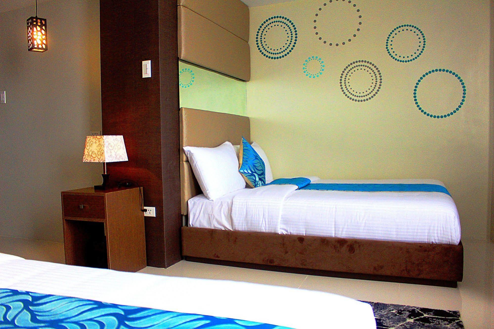 Hotel Estrella Tacloban Extérieur photo