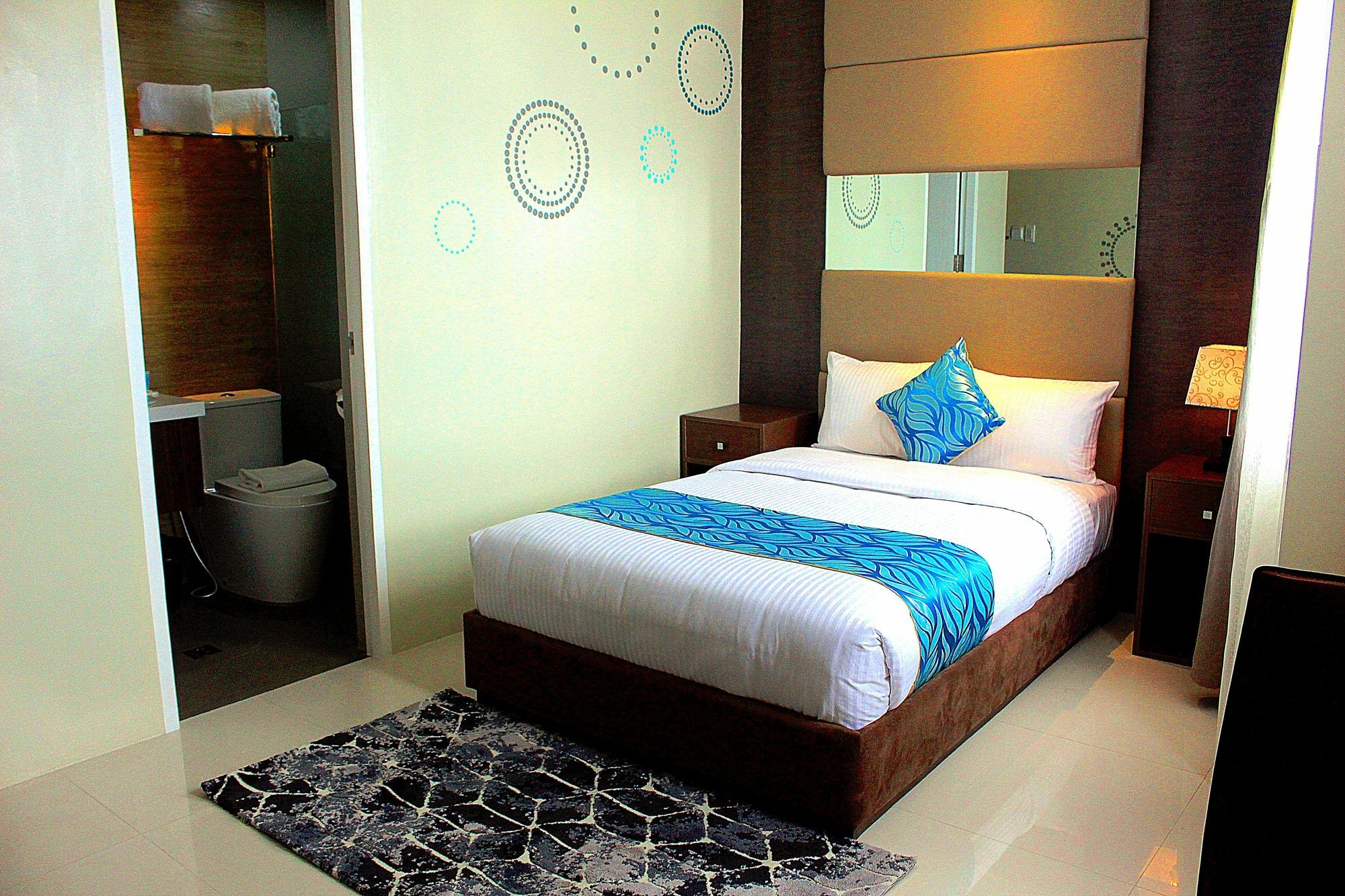 Hotel Estrella Tacloban Extérieur photo